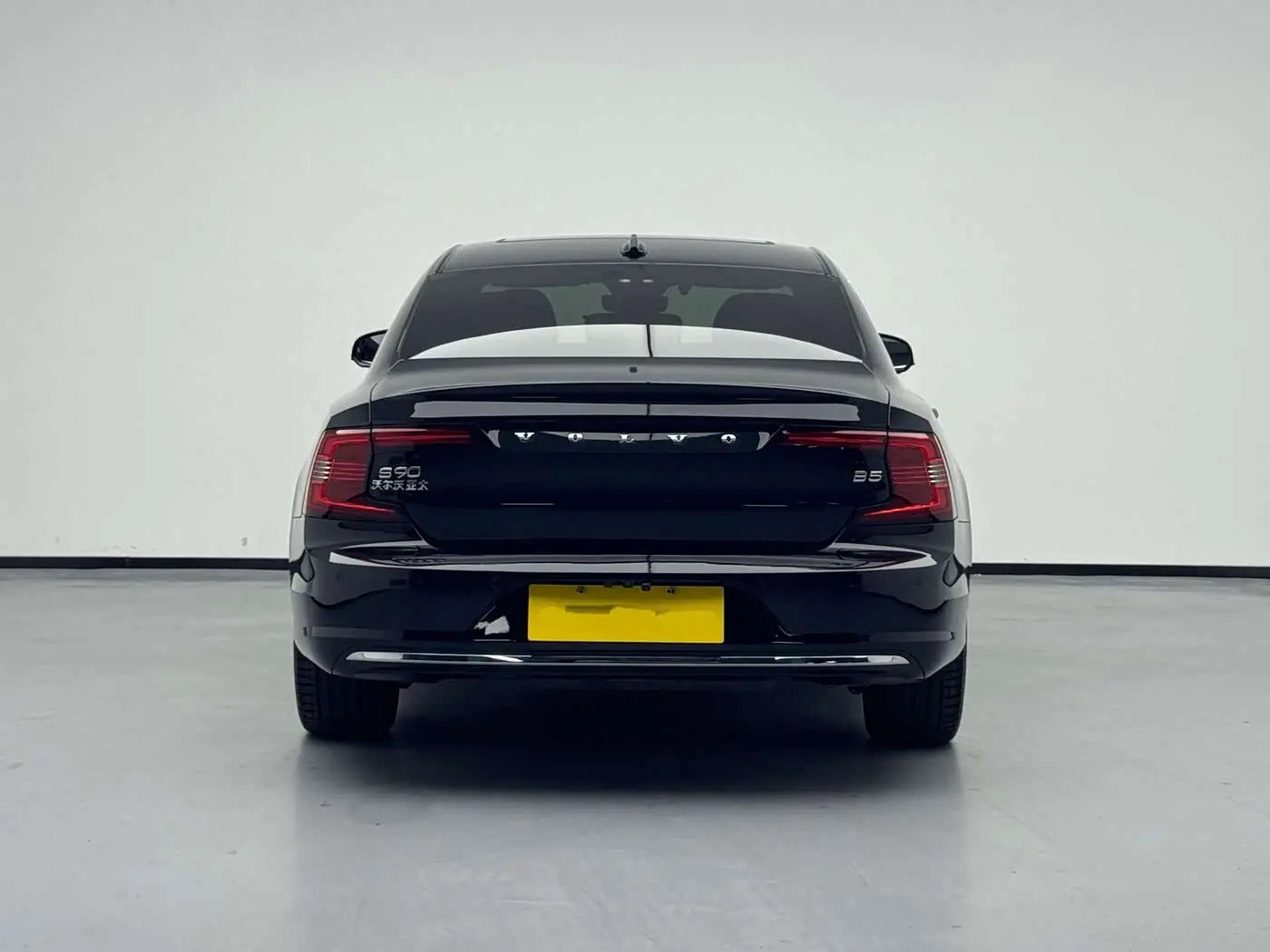 Volvo S90 2024 — Photo 6/18