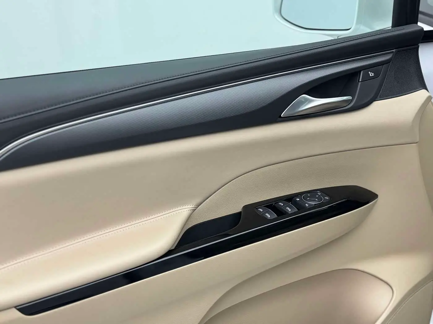 Buick GL8 New Energy 2025 — ფოტო 19/20