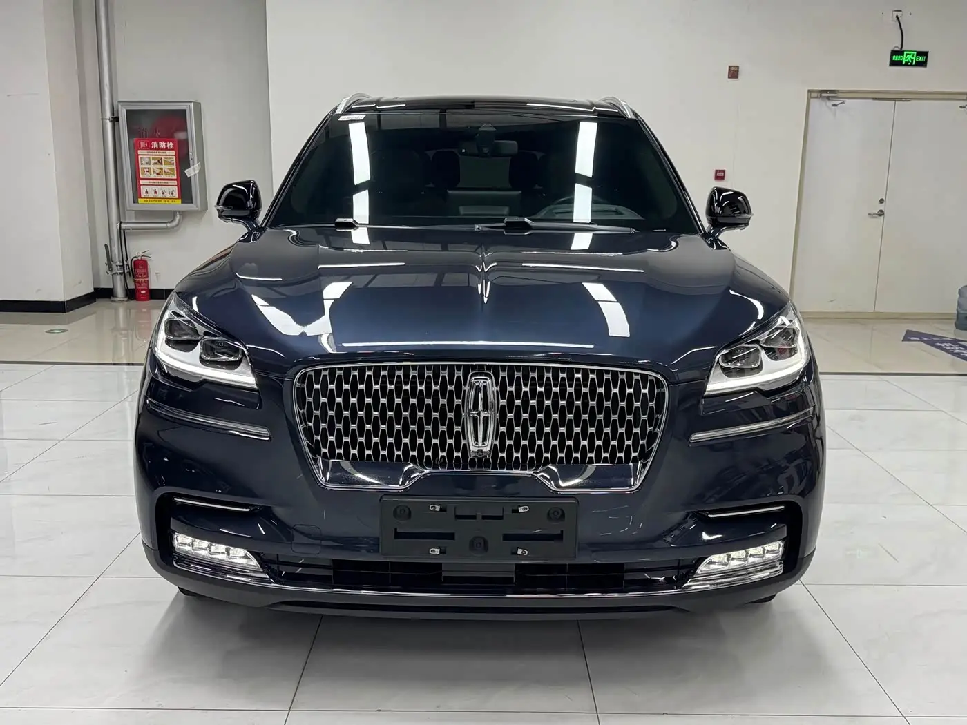 Lincoln Aviator 2021 — Фото 2/18