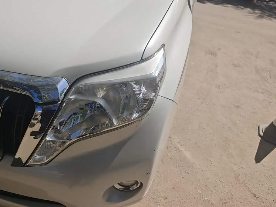 Toyota Prado 2017 — Photo 5/16
