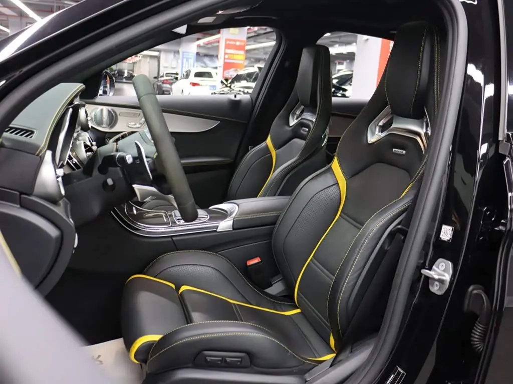 Mercedes-Benz C-Class AMG 2022 — Photo 5/20