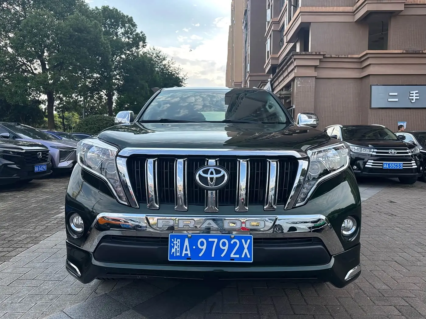 Toyota Prado 2015 — Фото 2/19