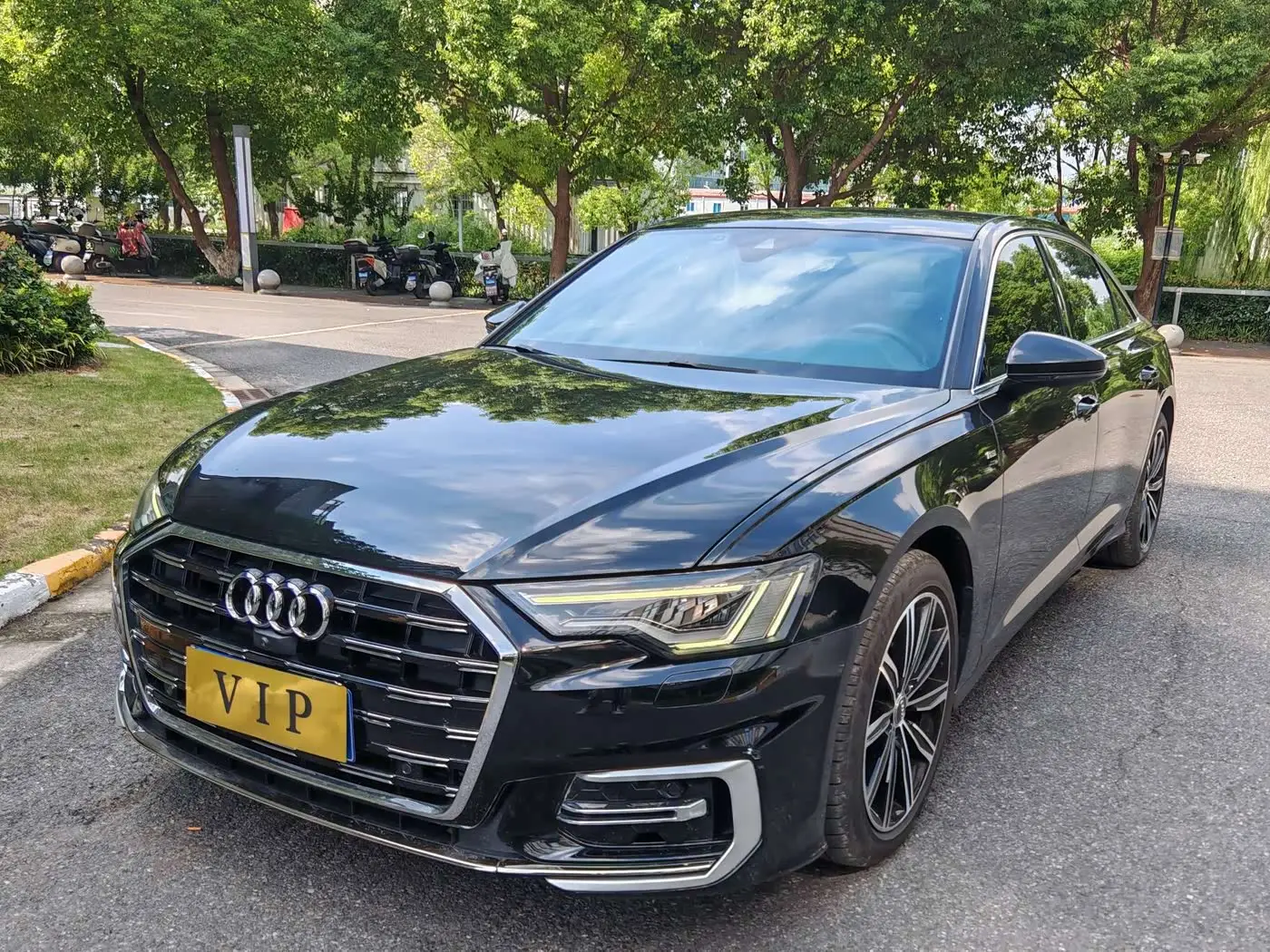 Audi A6L, 2021