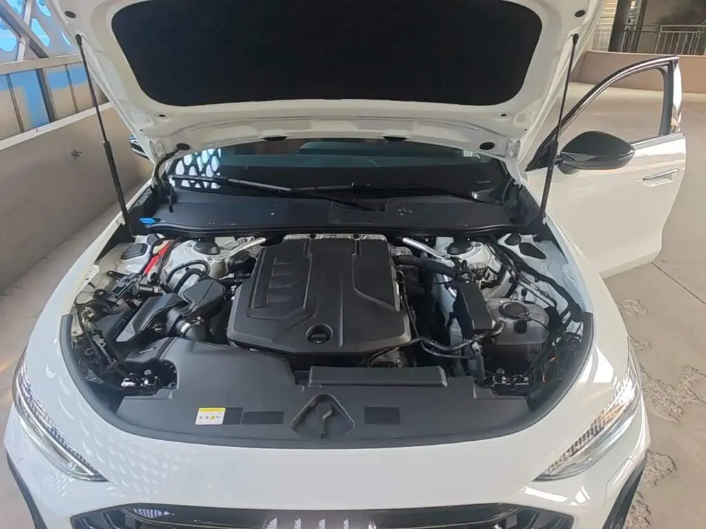 Audi A5L 2025 — Photo 20/20