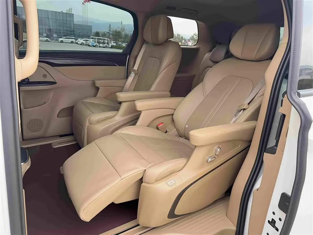 Buick GL8 2021 — Şəkil 14/20