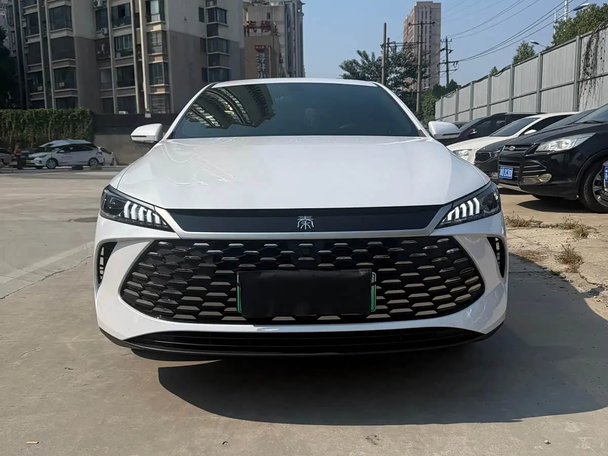 BYD Qin PLUS 2026 — Фото 2/16