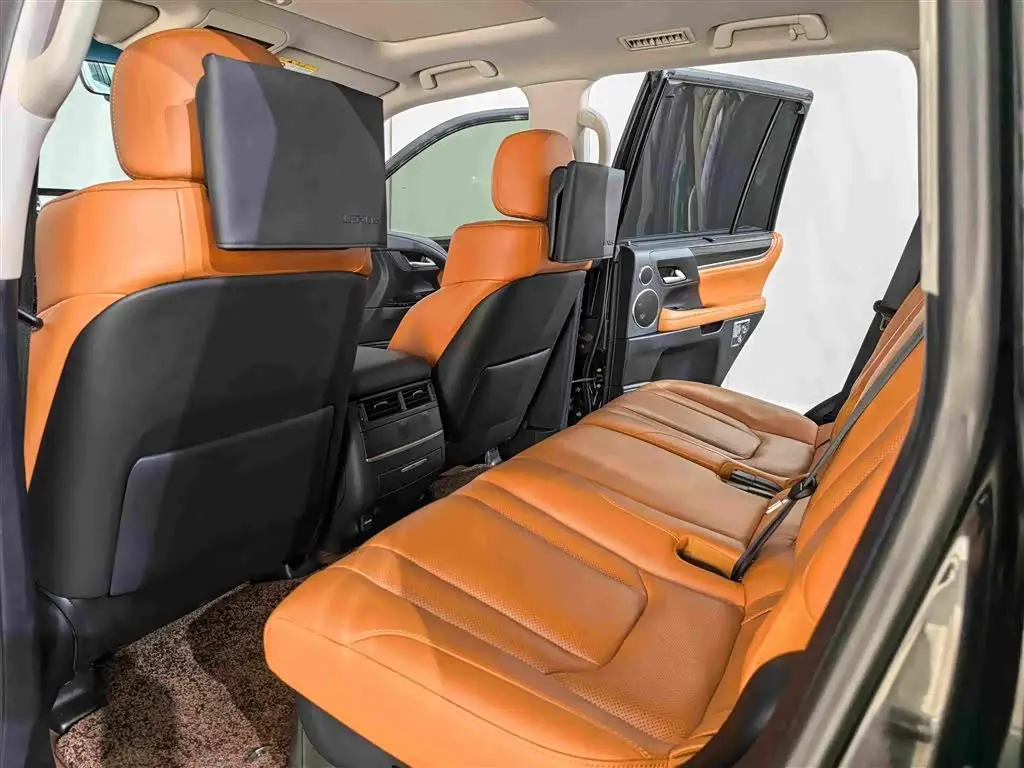 Lexus LX 2019 — Фото 13/20