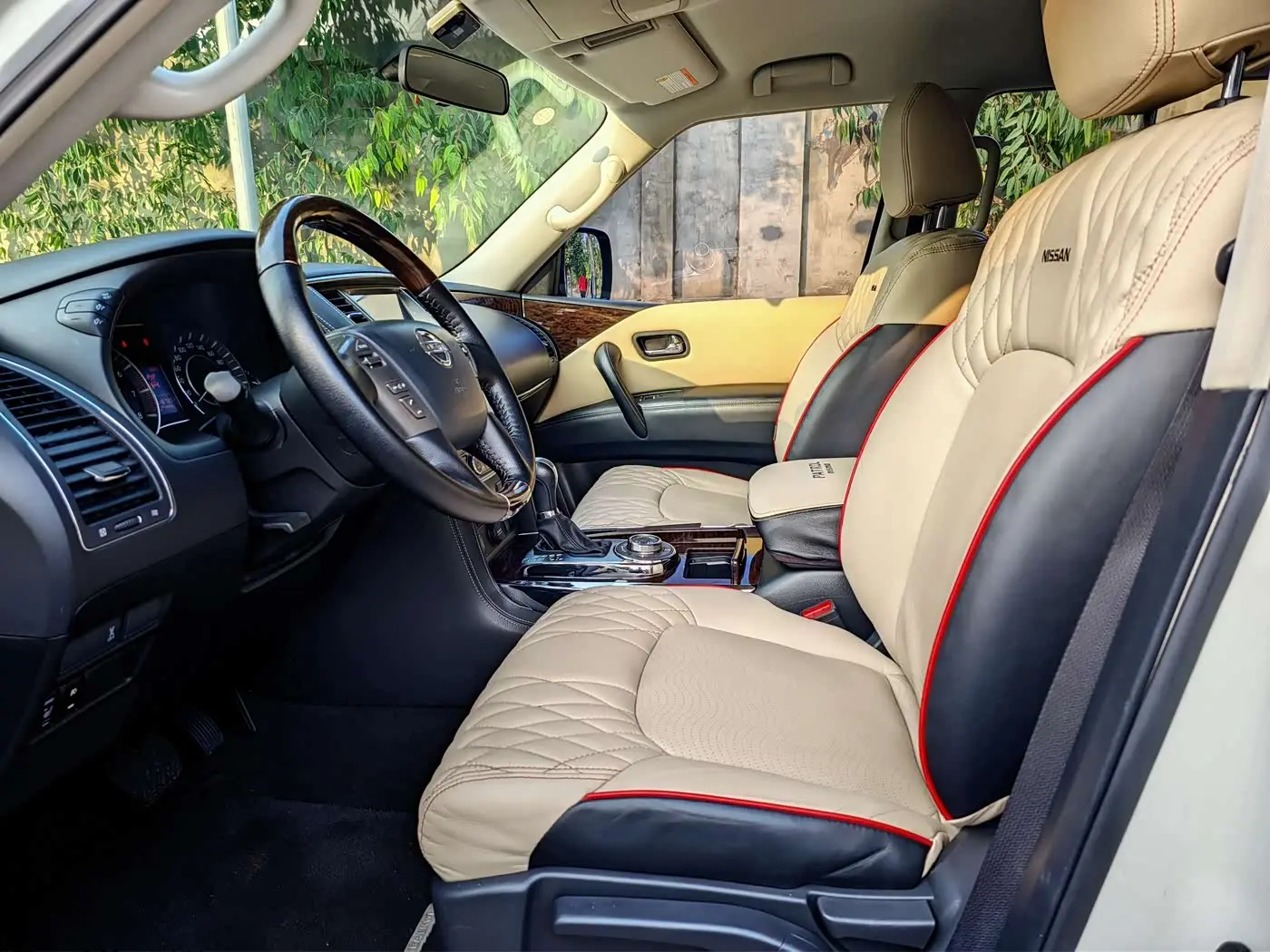 Nissan Patrol 2017 — Photo 15/20