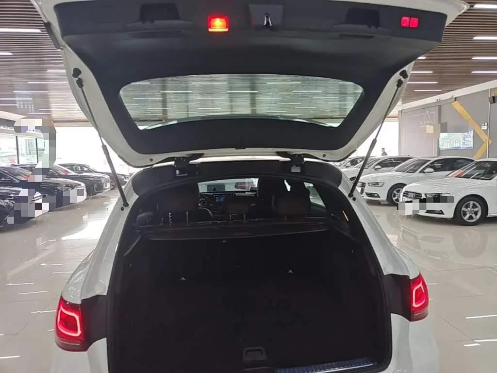 Mercedes-Benz GLC 2021 — Şəkil 19/20