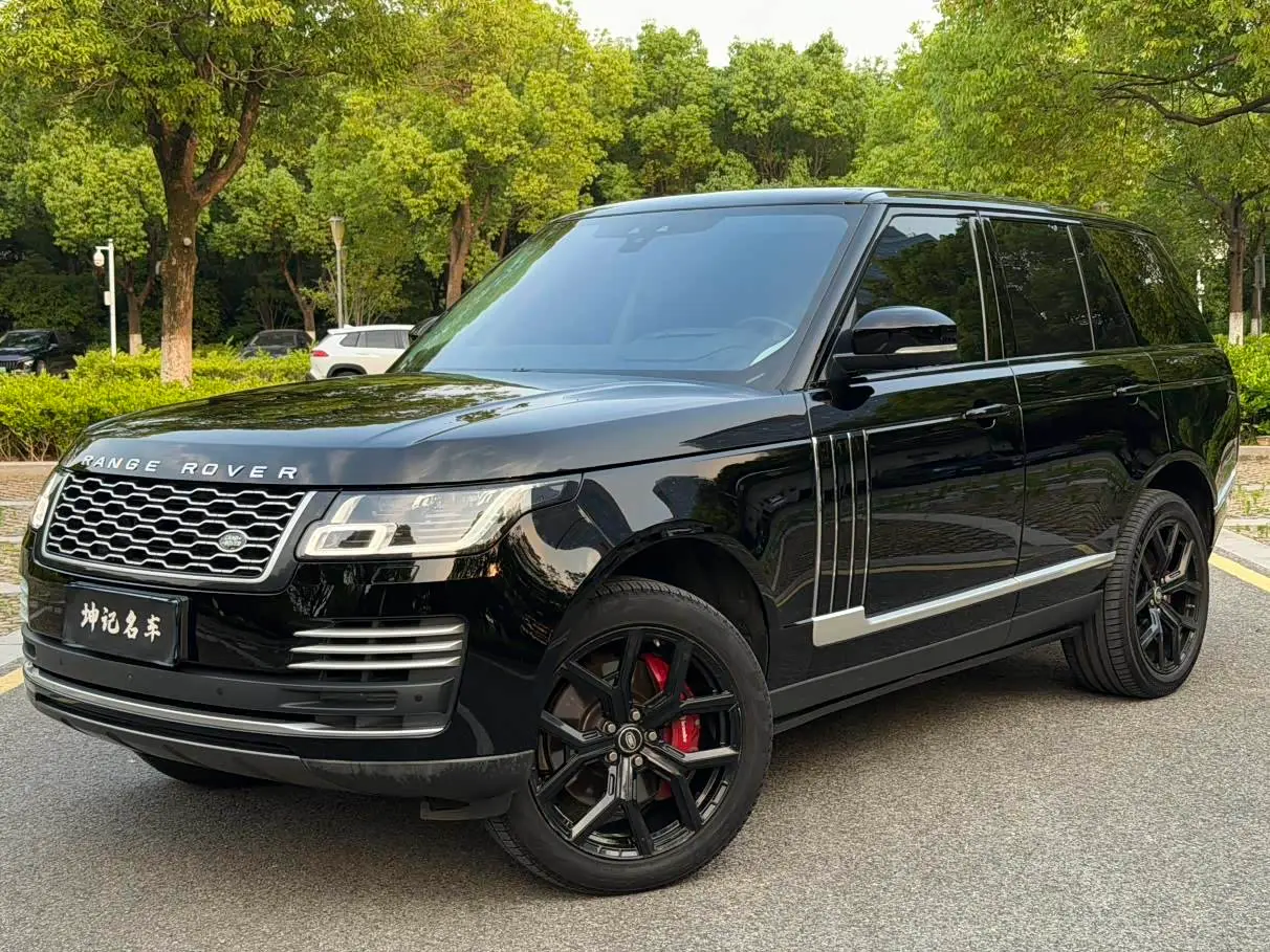 Land Rover Range Rover 2020 — Photo 1/18