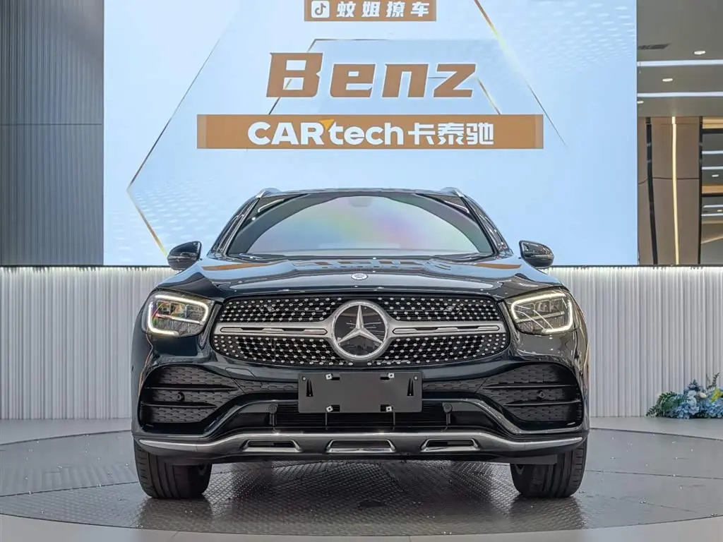 Mercedes-Benz GLC 2022 — Photo 2/20
