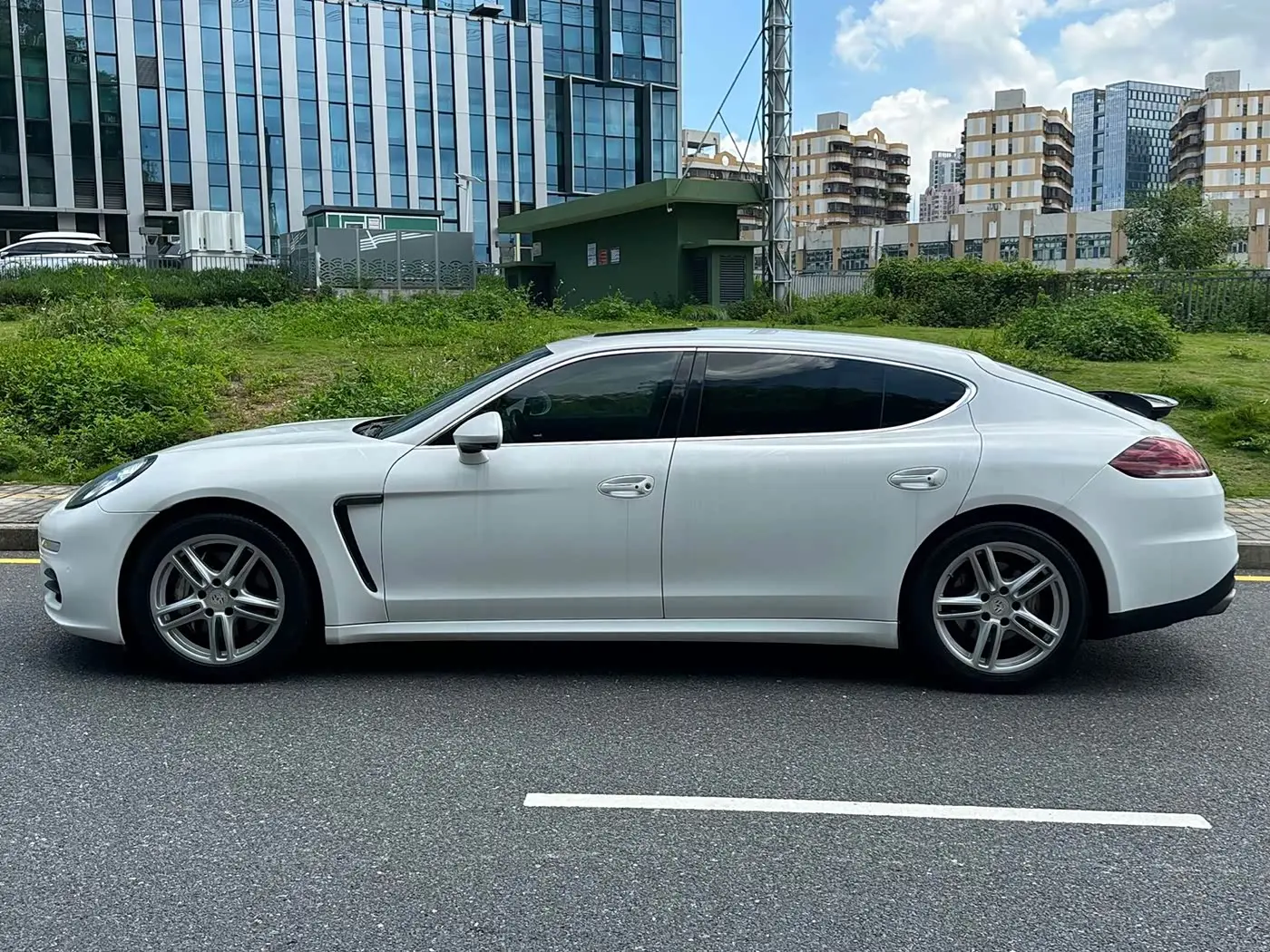 Porsche Panamera 2014 — Photo 19/20