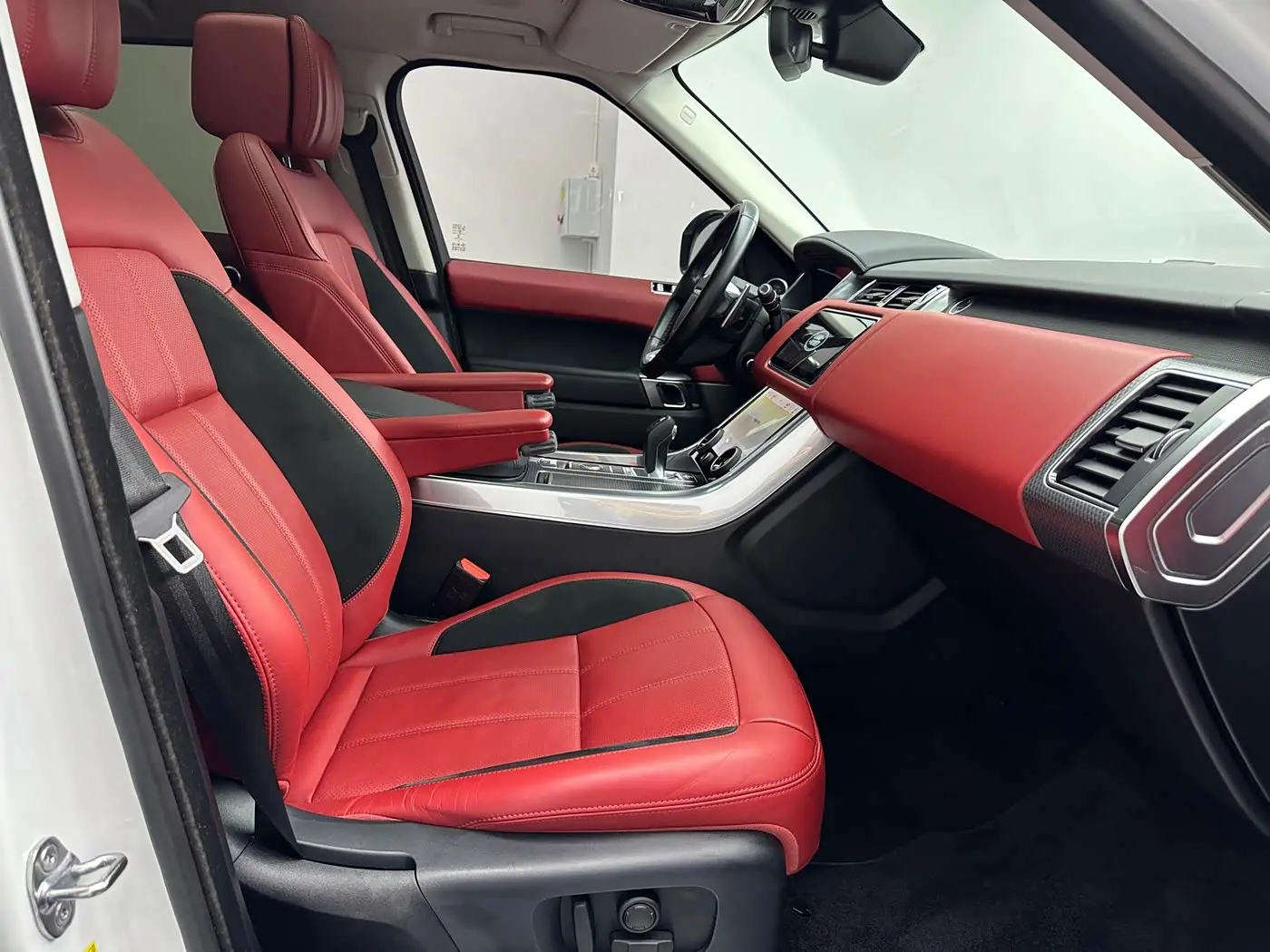 Land Rover Range Rover Sport 2021 — Photo 14/20