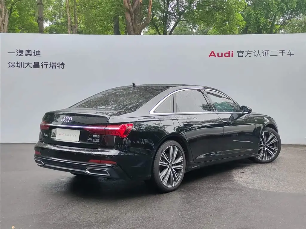 Audi A6L 2022 — Photo 5/20