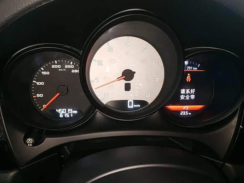 Porsche Macan 2018 — ფოტო 12/20