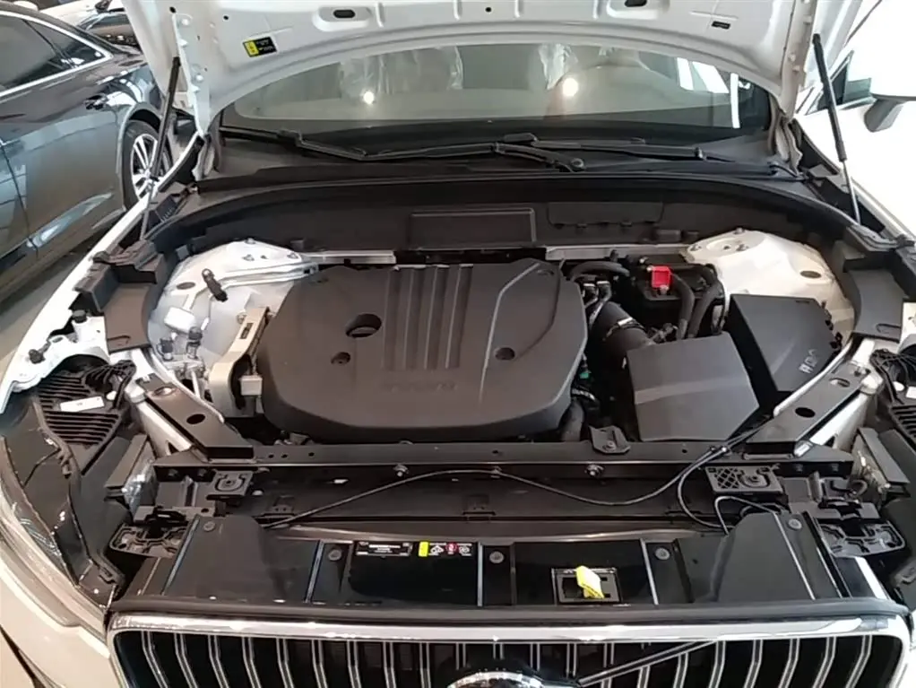 Volvo XC60 2026 — ფოტო 20/20