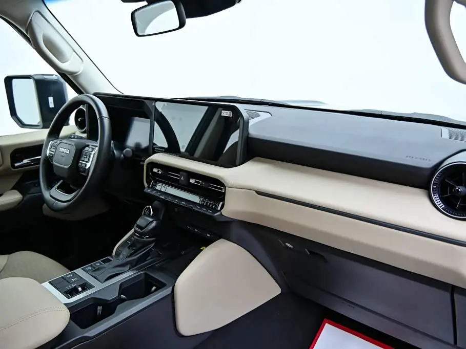Toyota Prado 2025 — Фото 16/20