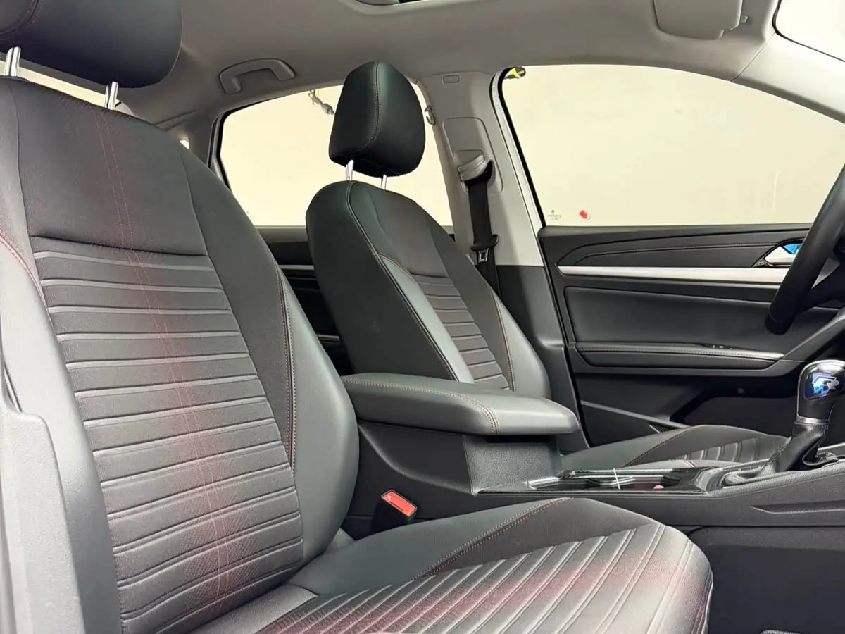 Volkswagen Lavida 2022 — Şəkil 12/20