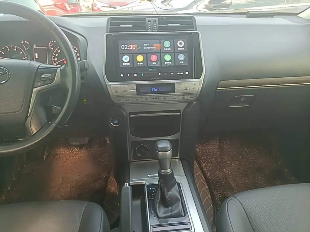 Toyota Prado 2019 — Photo 12/19