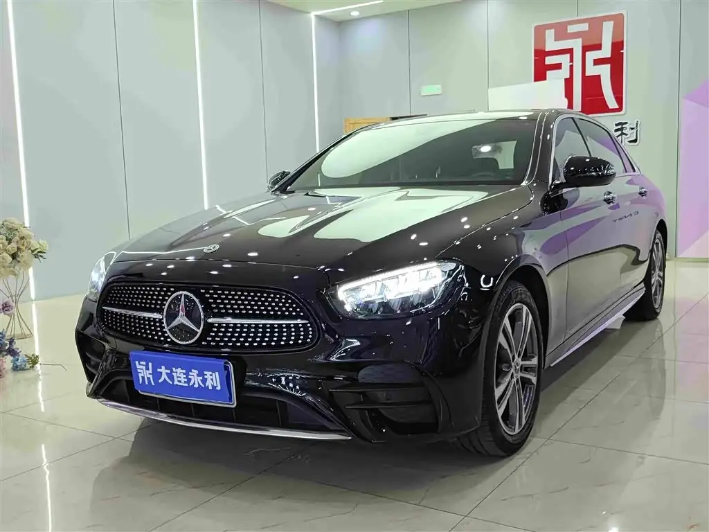 Mercedes-Benz E-Class, 2022