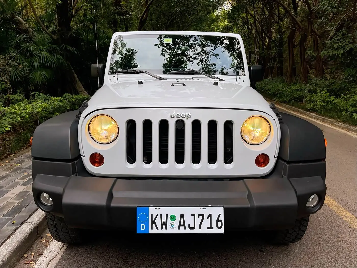 Jeep Wrangler 2011 — Şəkil 12/20