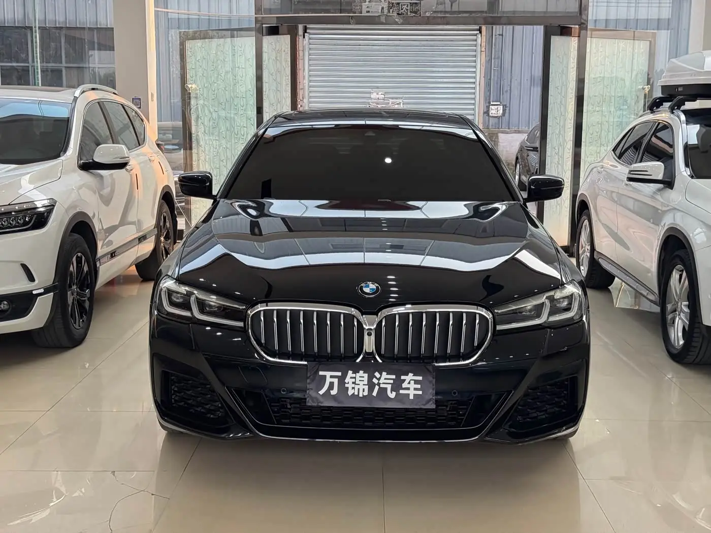 BMW 5 Series 2023 — Şəkil 2/12