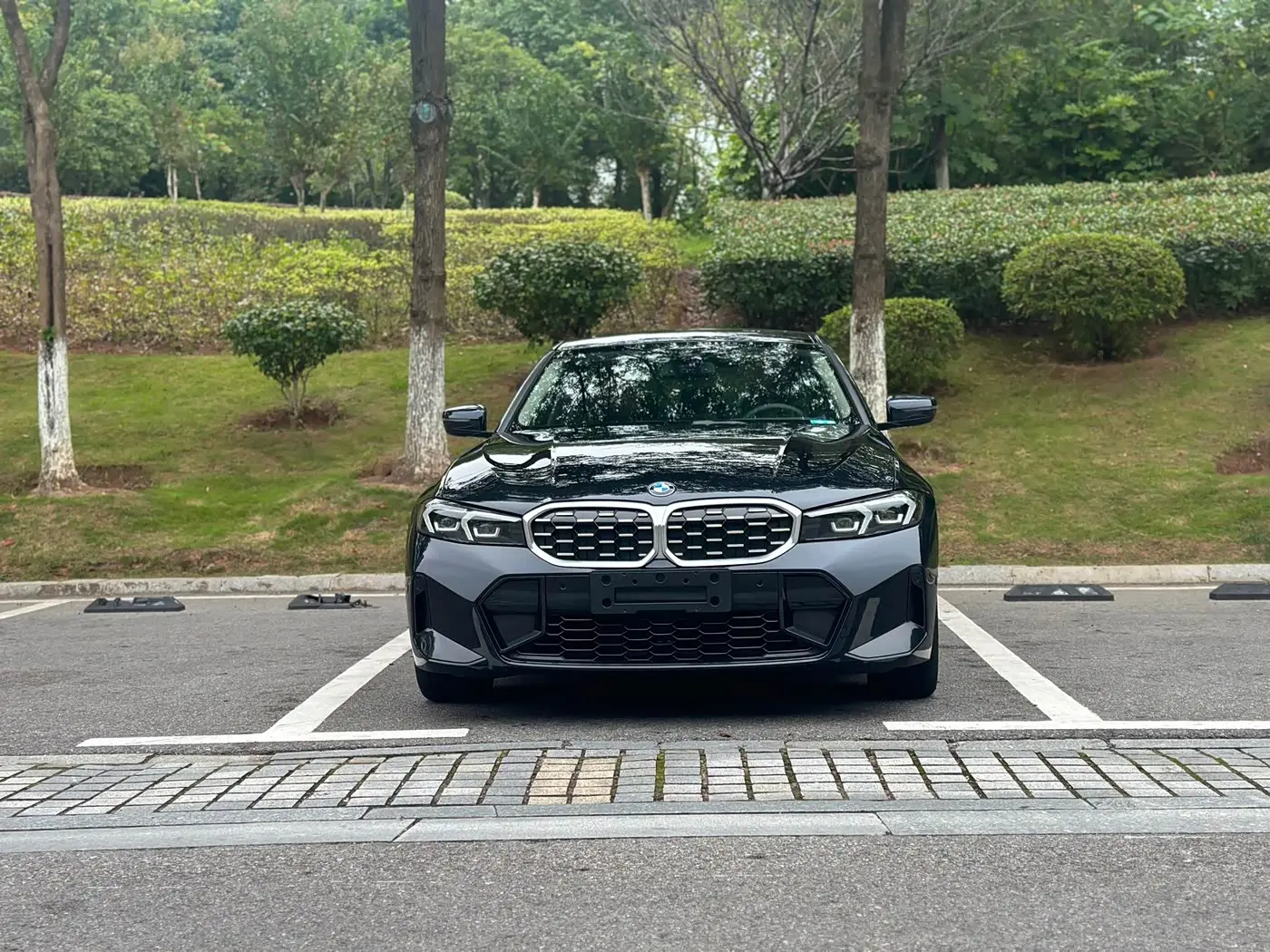 BMW 3 Series 2023 — Фото 1/13