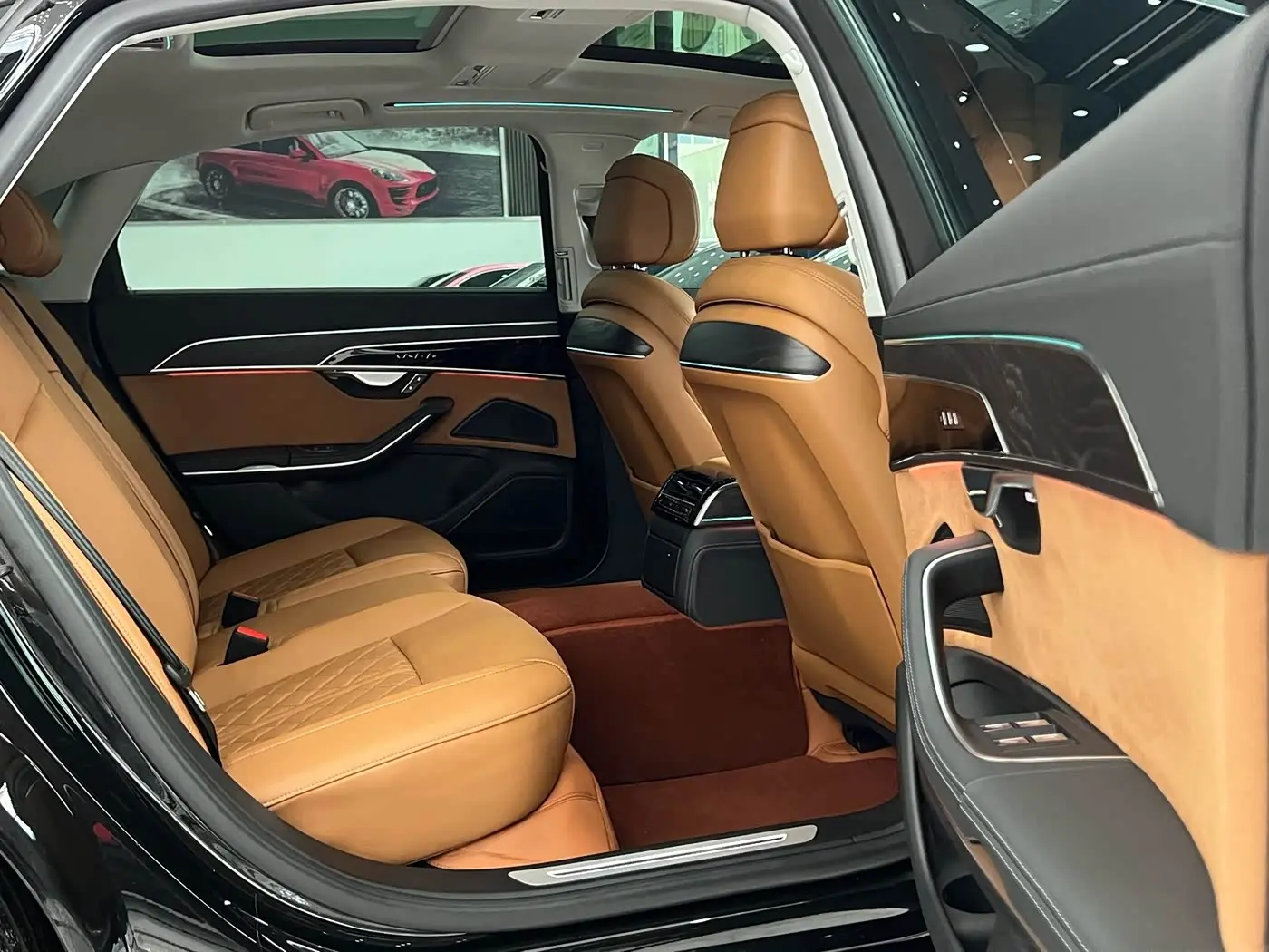 Audi A8 2025 — Photo 8/17