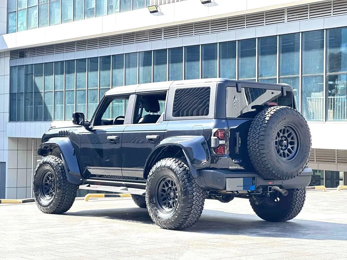 Ford Bronco 2025 — Photo 10/11