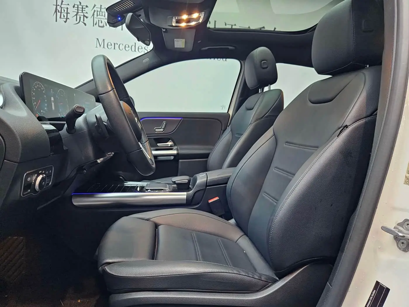Mercedes-Benz GLA 2021 — Фото 8/16