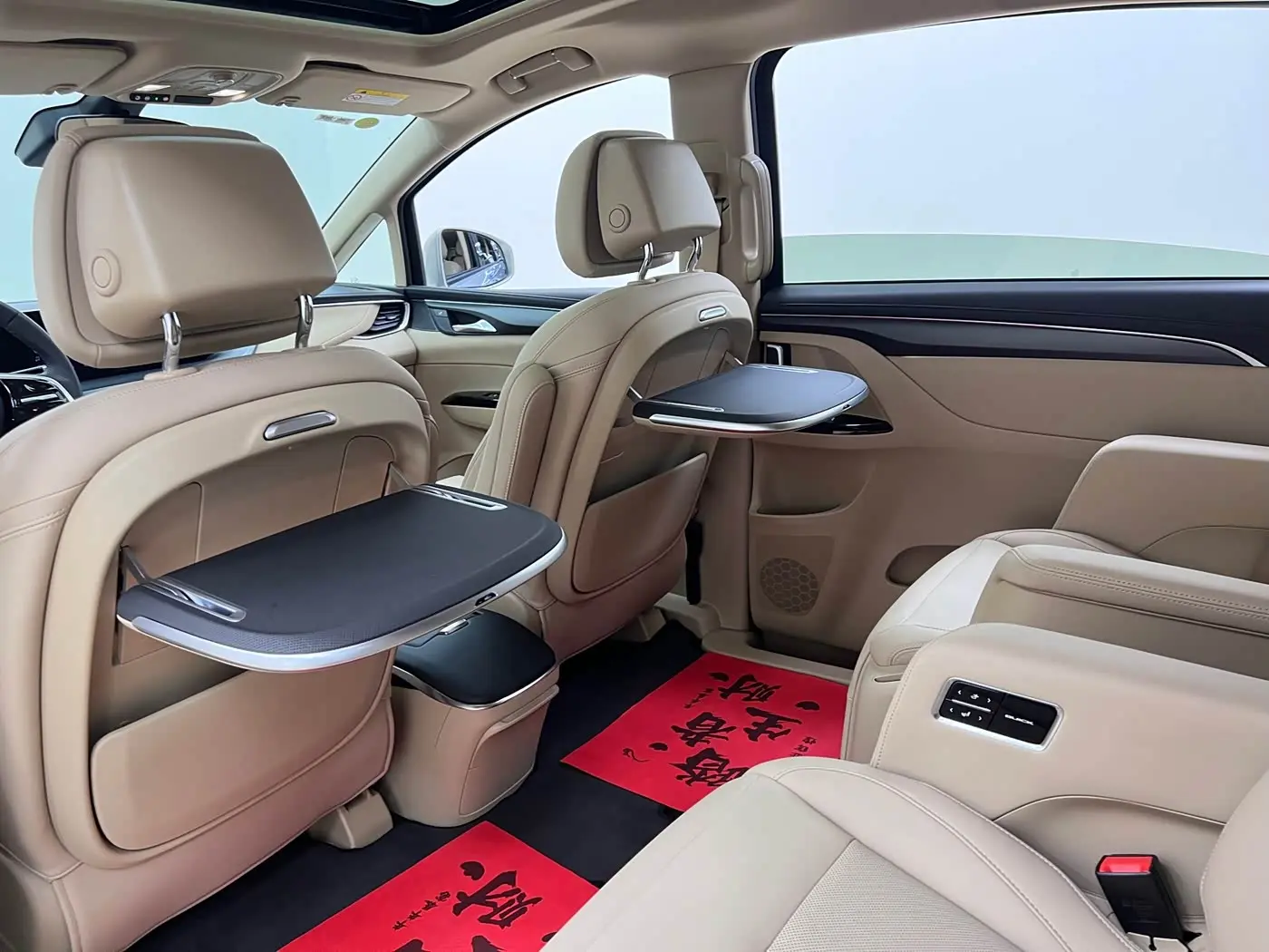 Buick GL8 New Energy 2025 — Photo 17/20