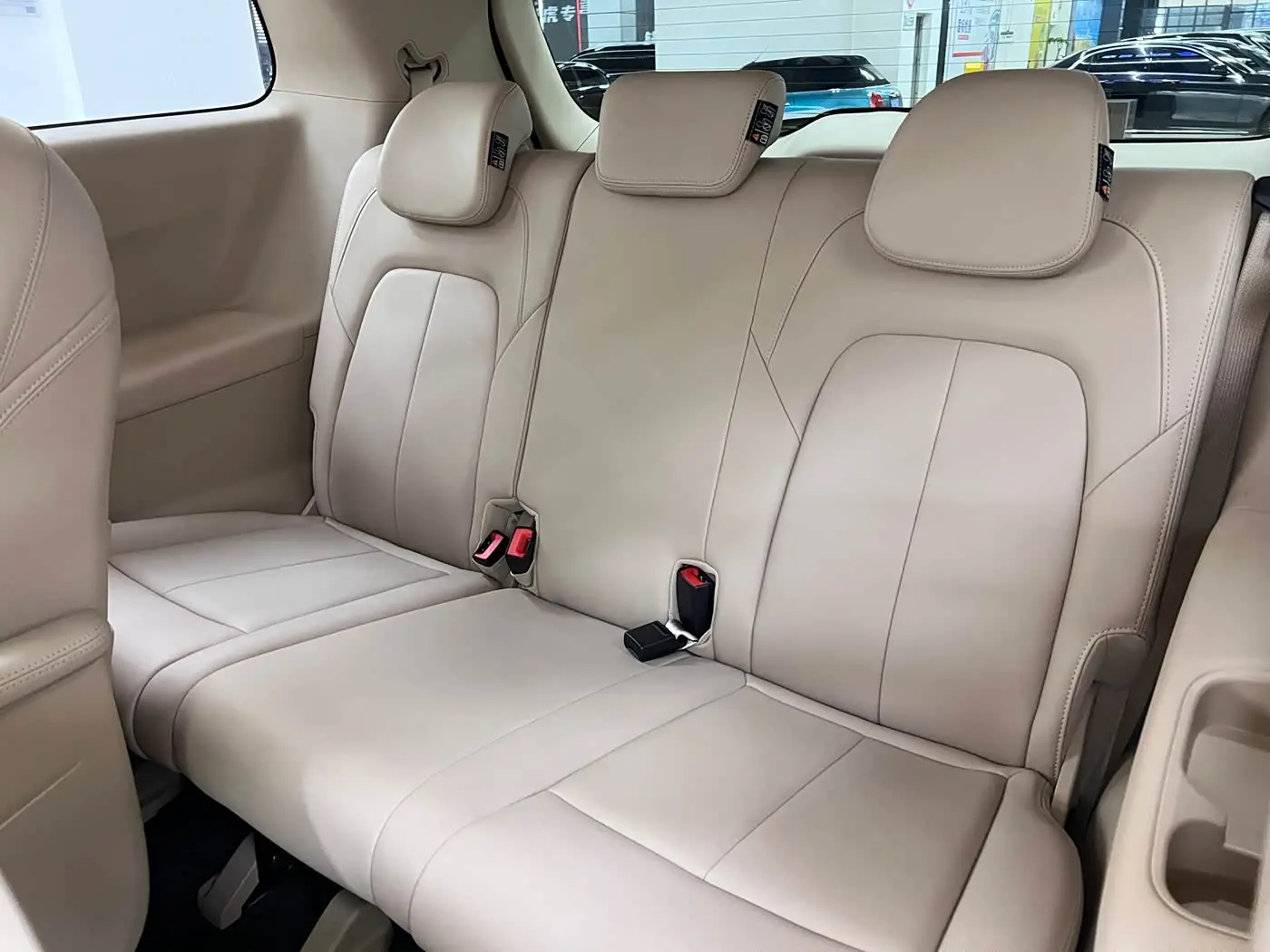 Buick GL8 New Energy 2025 — Photo 19/20