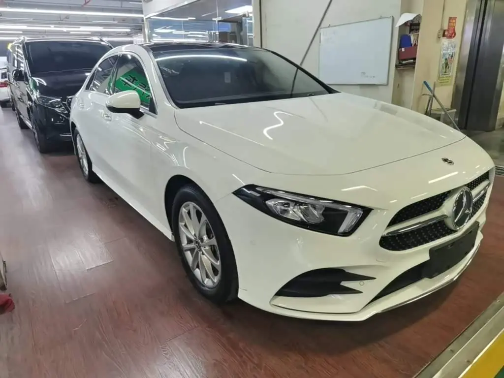 Mercedes-Benz A-Class 2023 — Фото 3/19