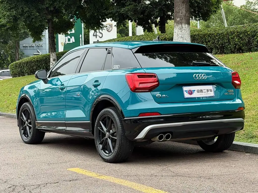 Audi Q2L 2020 — Фото 4/14
