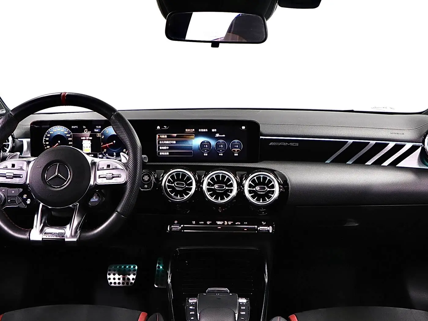 Mercedes-Benz A-Class AMG 2022 — Фото 19/20