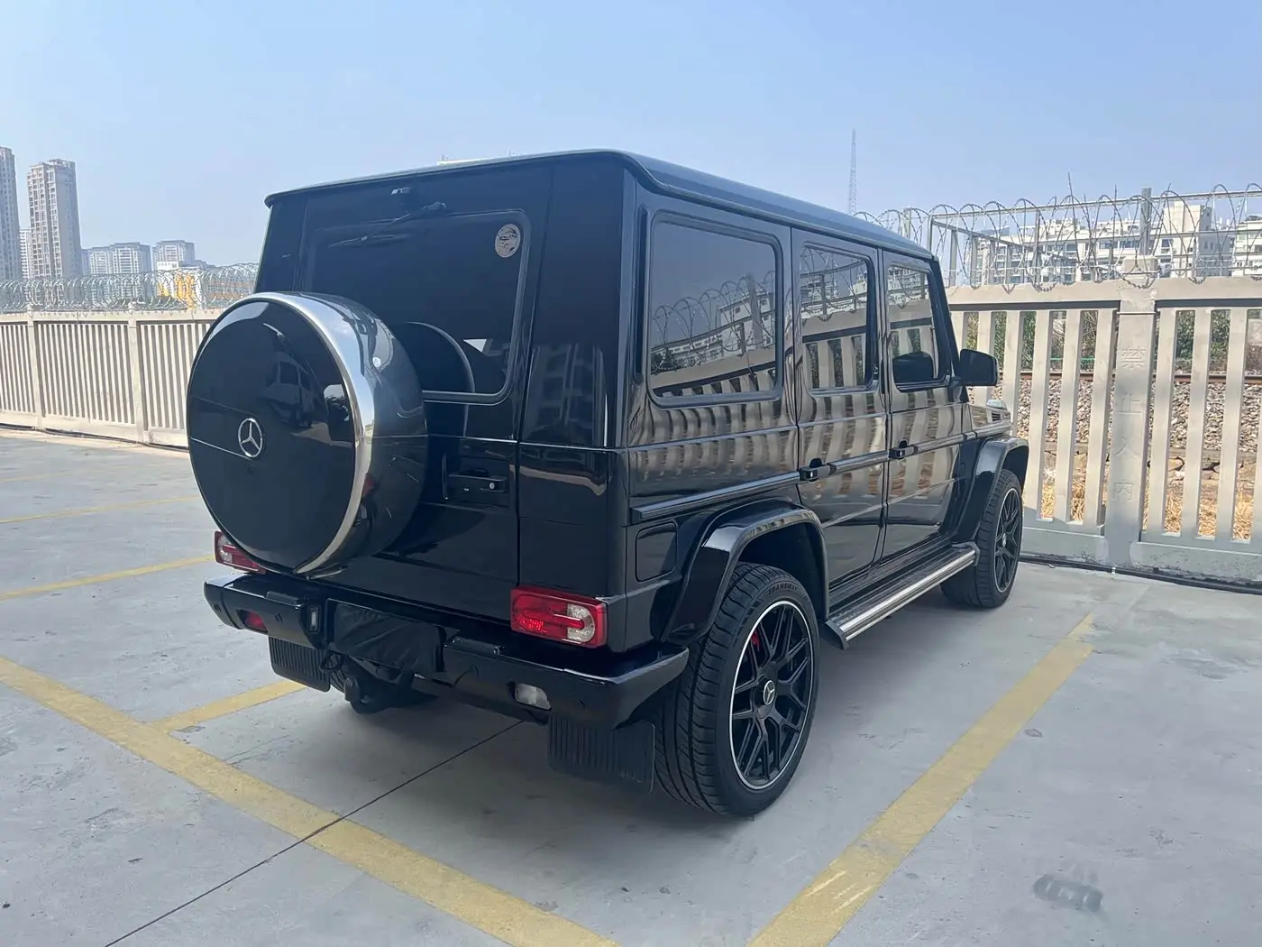Mercedes-Benz G-Class 2018 — Photo 8/20
