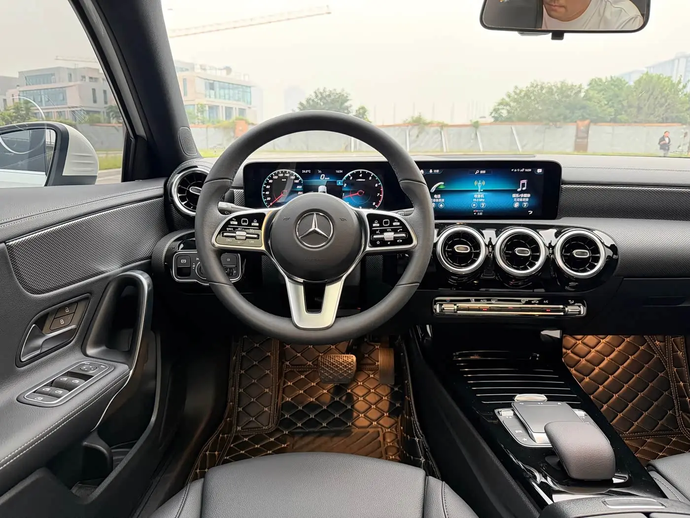 Mercedes-Benz A-Class 2022 — Фото 8/20