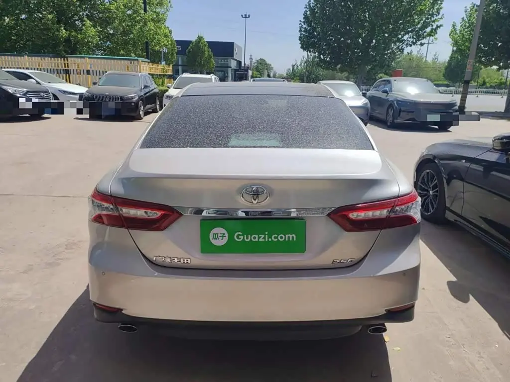 Toyota Camry 2020 — ფოტო 5/19