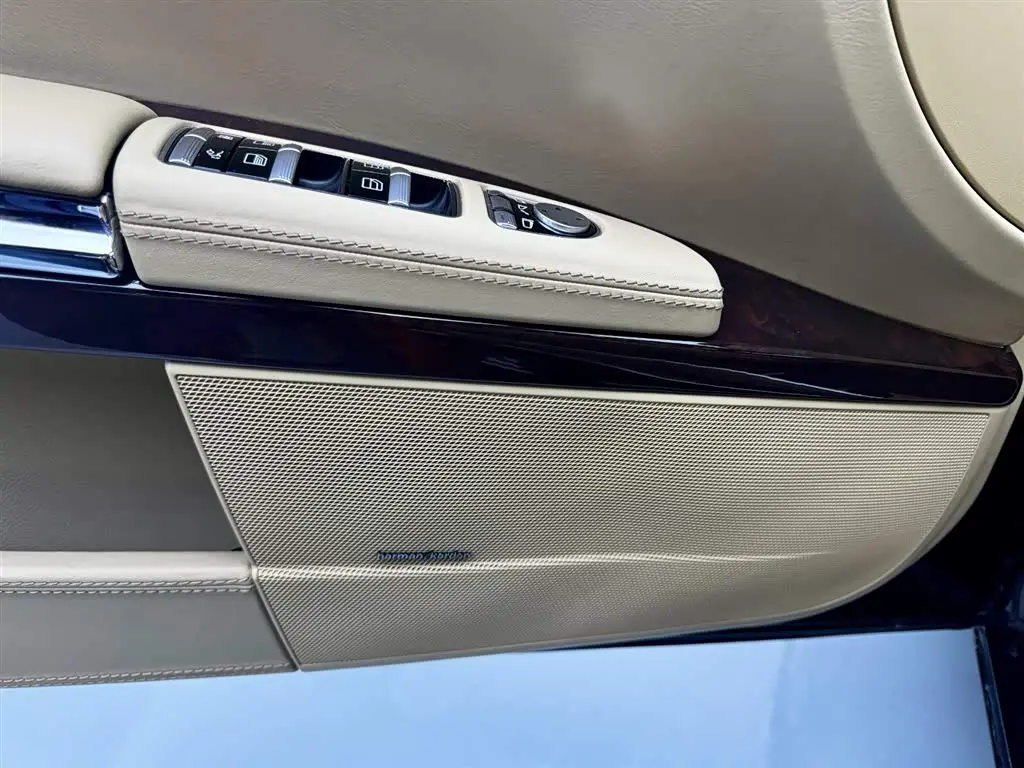 Mercedes-Benz S-Class 2013 — Photo 11/20