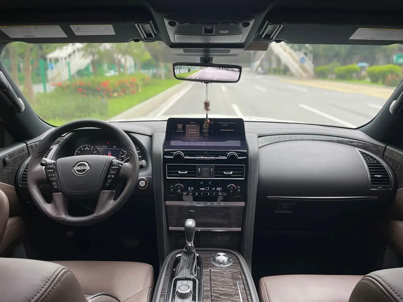Nissan Patrol 2023 — Photo 11/20