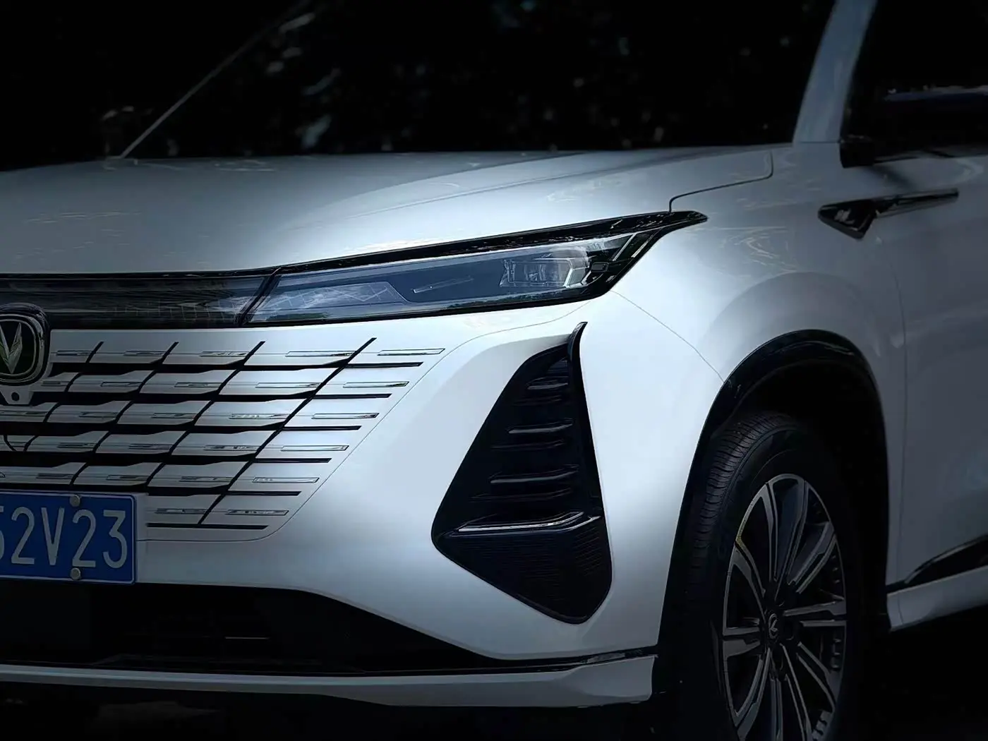 Changan CS75 PLUS 2024 — Фото 10/11