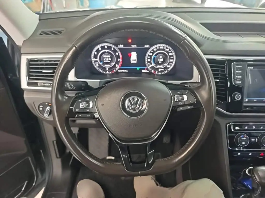 Volkswagen Teramont 2017 — Şəkil 11/20