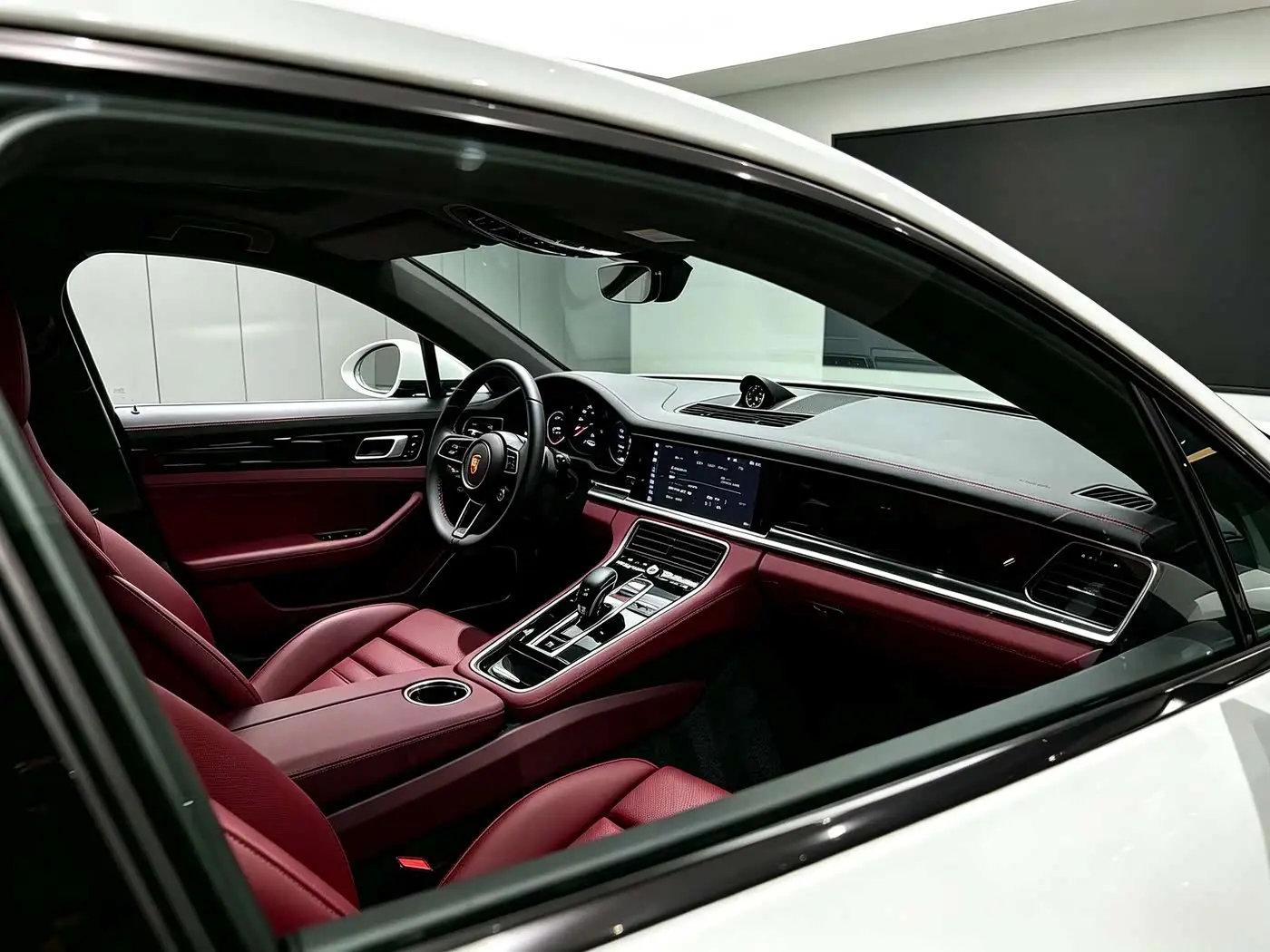 Porsche Panamera 2022 — Photo 6/7
