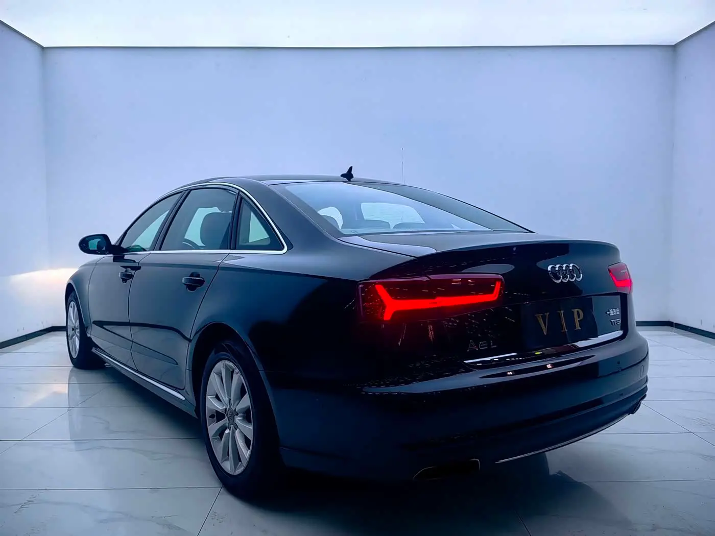 Audi A6L 2016 — Фото 14/20
