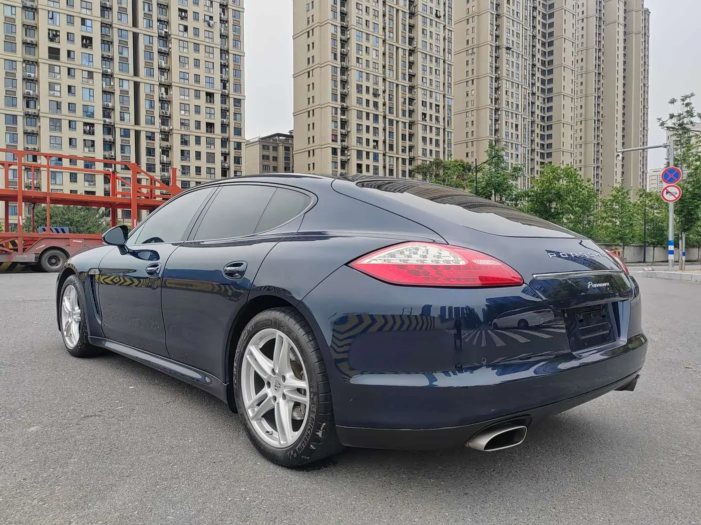 Porsche Panamera 2011 — Photo 4/16
