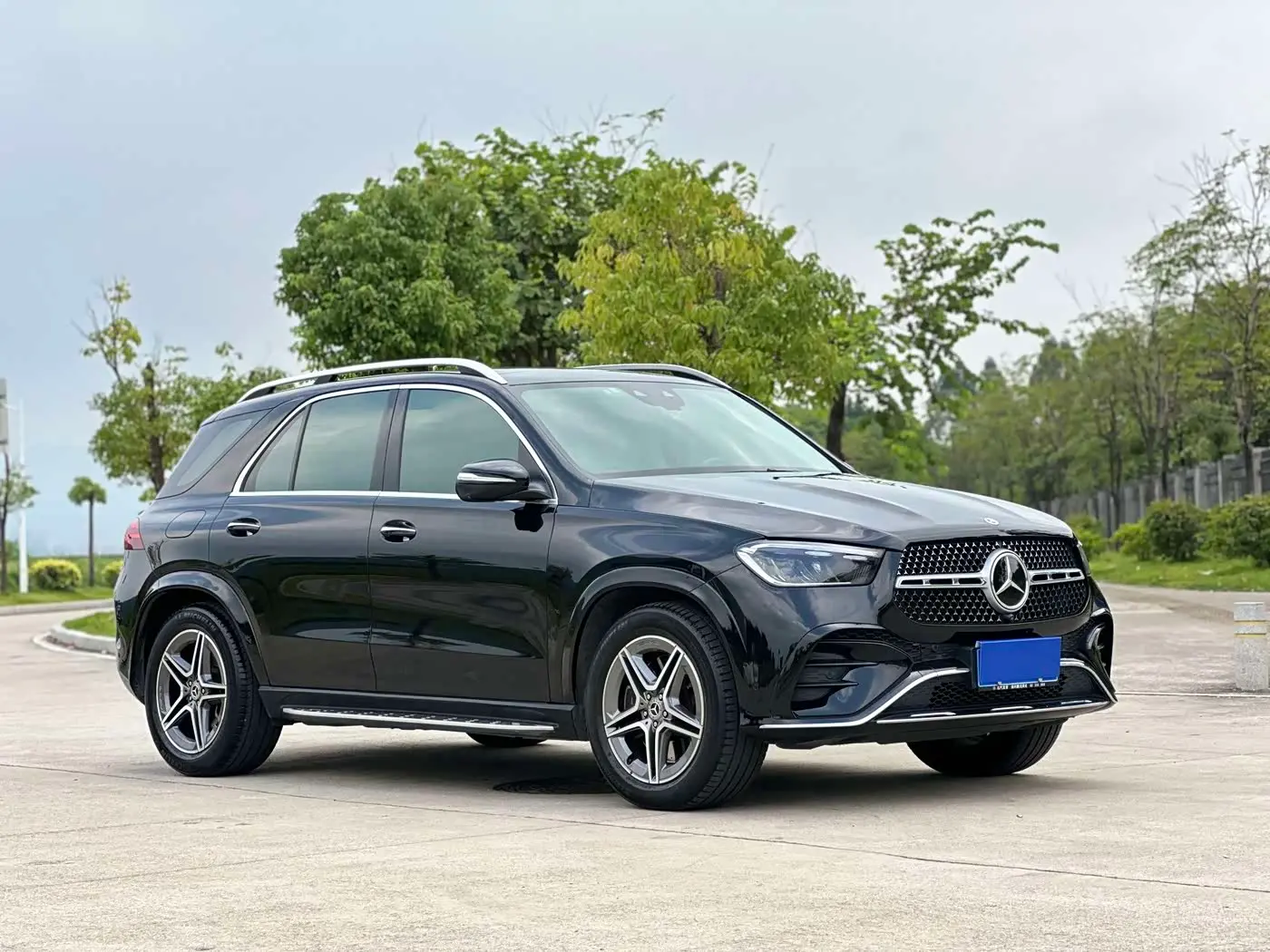 Mercedes-Benz GLE 2023 — Фото 2/20