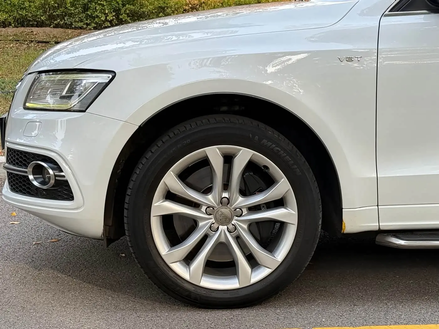 Audi SQ5 2014 — Фото 10/20