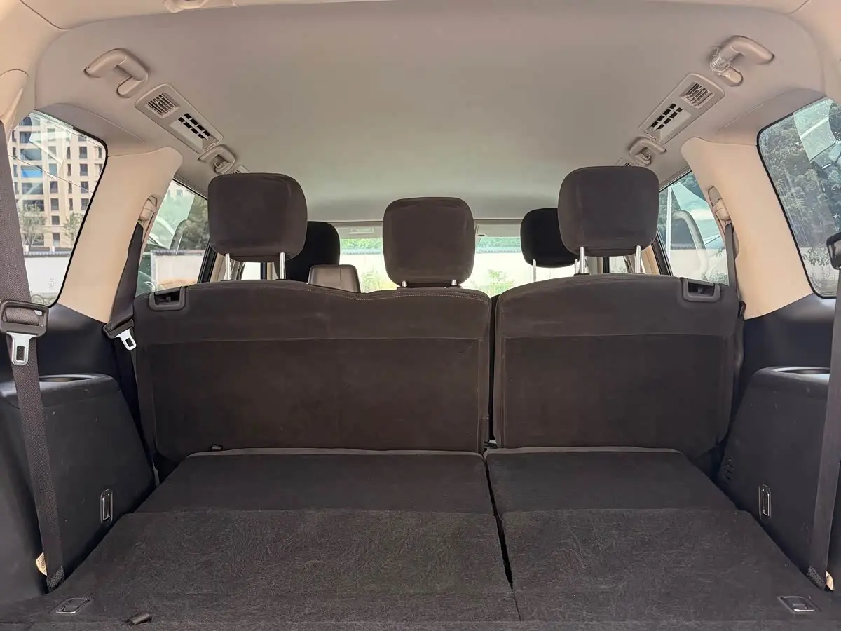 Nissan Patrol 2019 — Photo 14/14