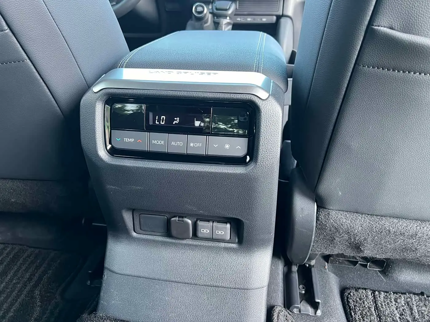 Toyota Prado 2025 — Photo 19/20