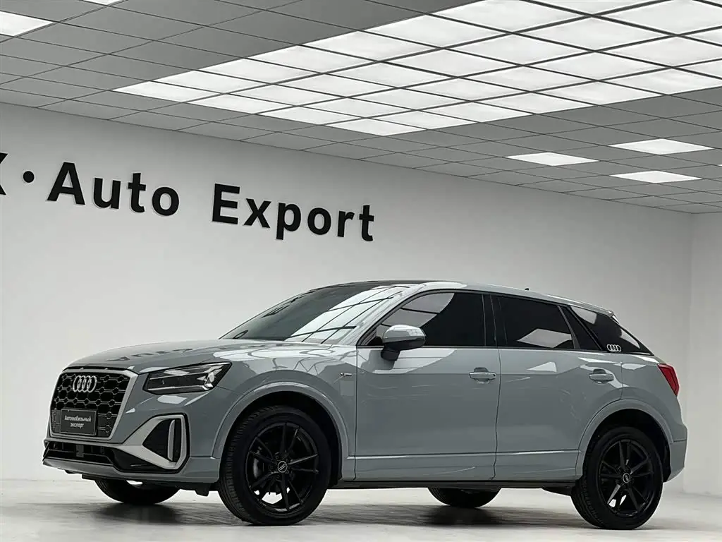 Audi Q2L 2023 — Photo 7/20